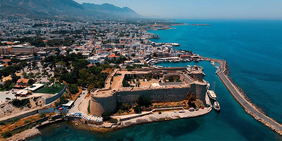 Girne Kalesi: Tarihin Denize Açılan Kapısı